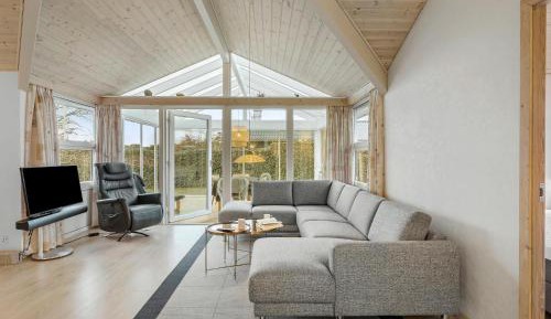 Four-Bedroom Holiday Home