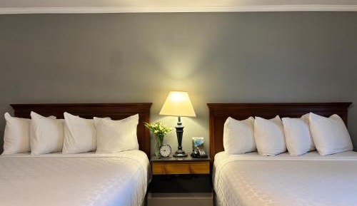 Standard Queen Room with Two Queen Beds