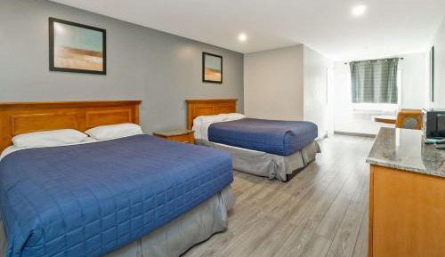 Double Room with Two Double Beds - Non-Smoking
