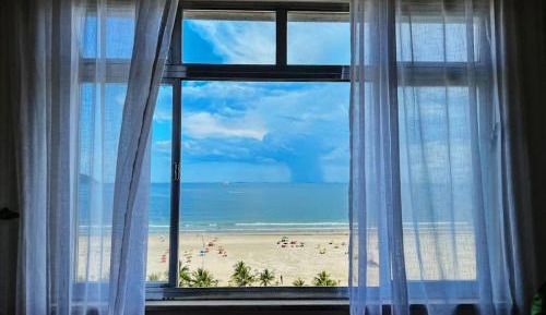 Three-Bedroom Apartment with Ocean View