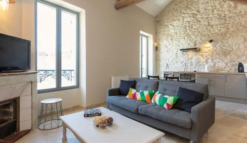 Two-Bedroom Apartment with City View