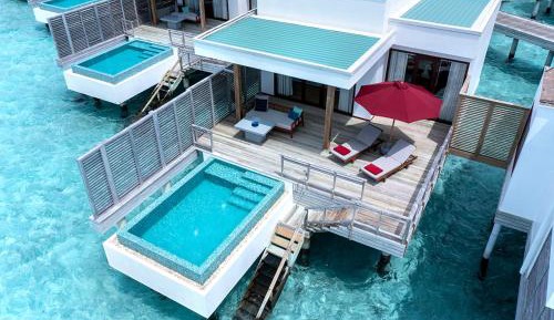 Lagoon Villa with Pool