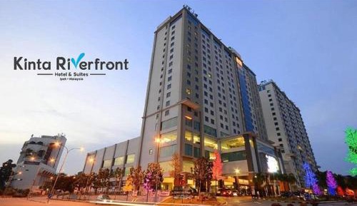 Two-Bedroom Apartment with Balcony and Terrace