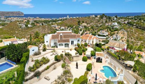 Villa with Sea View