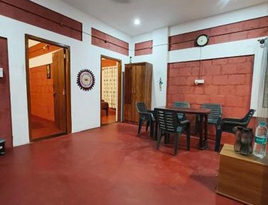 Deluxe Double Room (2 Adults + 1 Child)