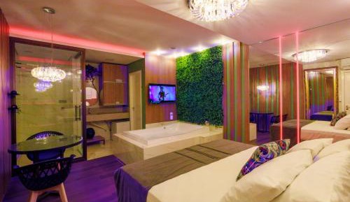 King Room with Spa Bath