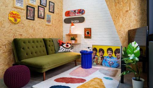 One-Bedroom Apartment
