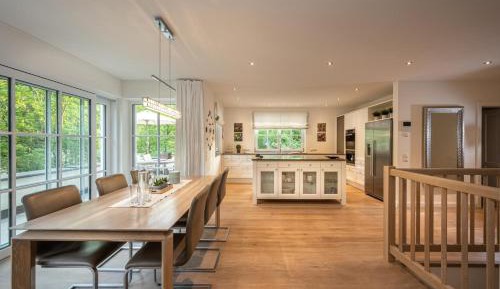 Three-Bedroom Superior Apartment