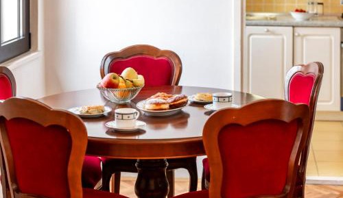 Two-Bedroom Apartment with Sea View