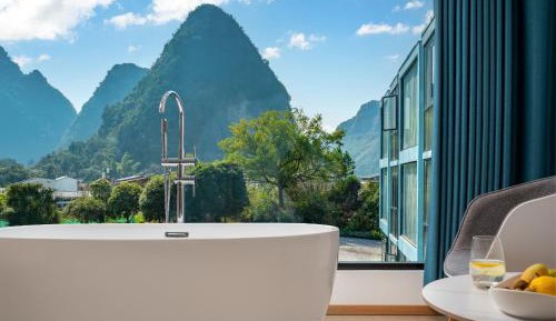 Deluxe Double Room with Bath