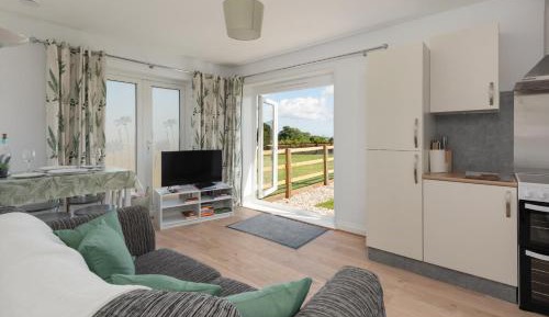 One-Bedroom Apartment with Garden