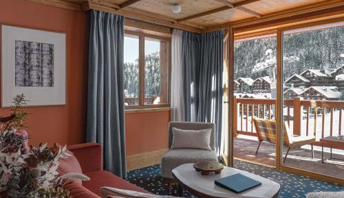 Deluxe Suite