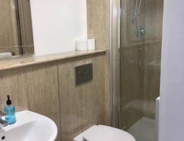 Deluxe Double Room with Shower