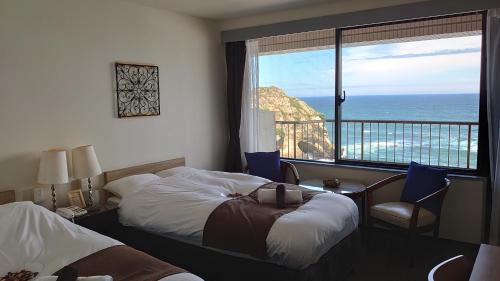 Superior Twin Room with Sea View