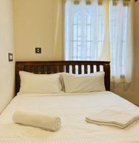 Double Room with Balcony (2 Adults + 1 Child)