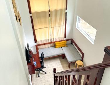 Queen Suite with Pool View