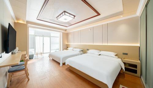 Premium Quadruple Room