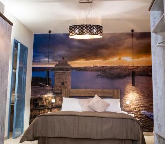 One-Bedroom Apartment with Balcony and City View