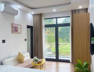 King Room with Balcony