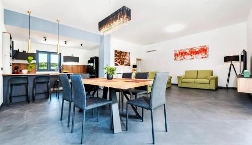 Two-Bedroom Holiday Home