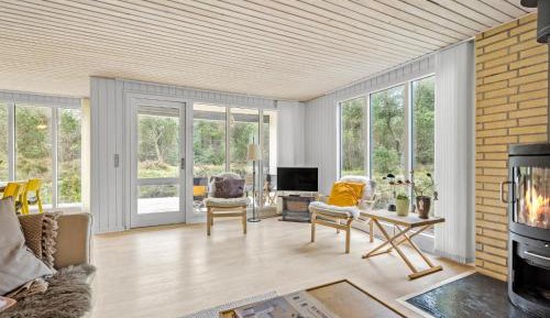 Three-Bedroom Holiday Home 