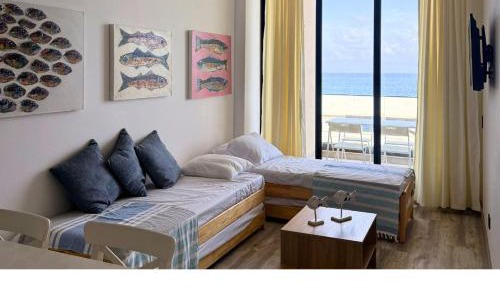 One-Bedroom Apartment with Sea View