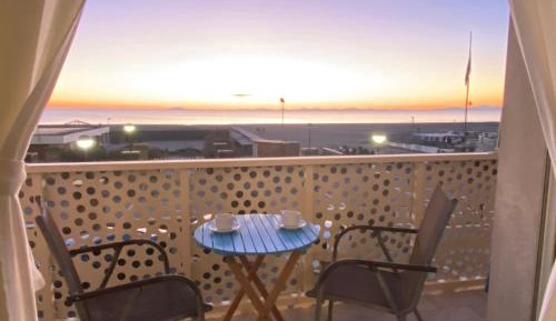 Two-Bedroom Apartment with Sea View