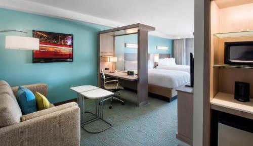 Queen Suite with Two Queen Beds and Sofa Bed