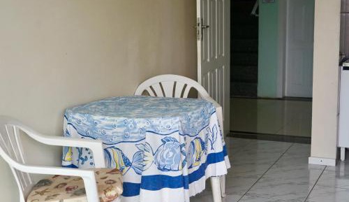 One-Bedroom Apartment with Balcony