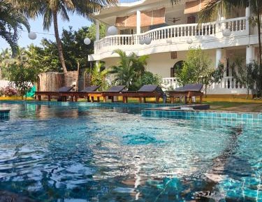 King Room with Balcony