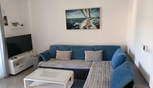 Apartment with Garden View