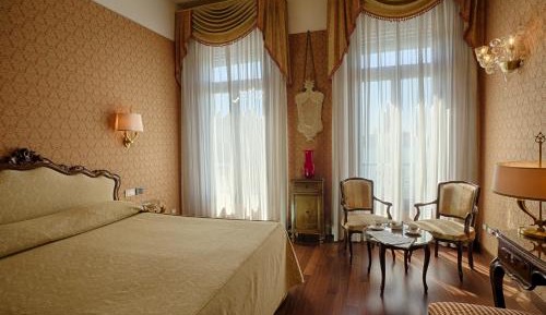 Superior Triple Room with Lagoon View and Full Breakfast