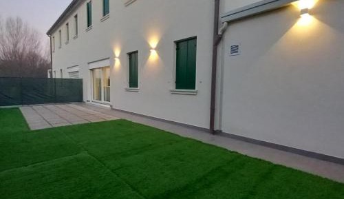 One-Bedroom Deluxe Apartment