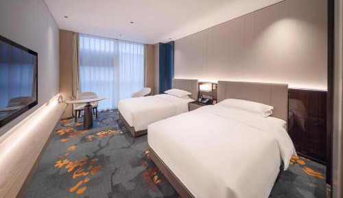 Deluxe Executive Double Room with Two Double Beds