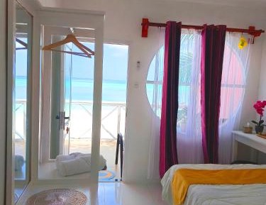 Double Room with Balcony and Sea View
