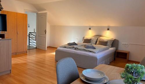 Studio Apartment with Balcony