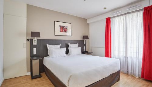 One-Bedroom Apartment (4 Adults)