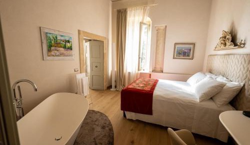 Luxury Triple Room