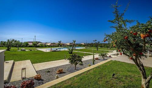 One-Bedroom Apartment with Patio