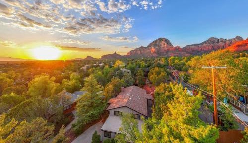 Four-Bedroom Holiday Home