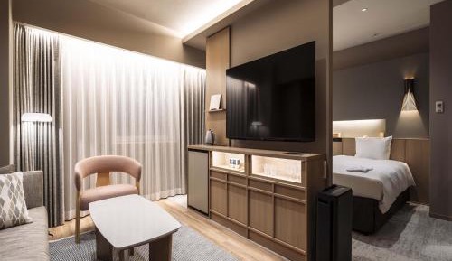 Junior Suite-Single Use - Smoking