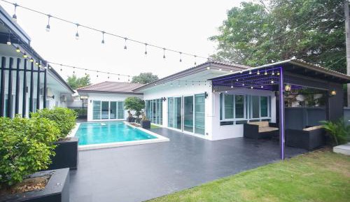 Villa with Private Pool