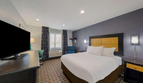 Standard Queen Room - Non Smoking