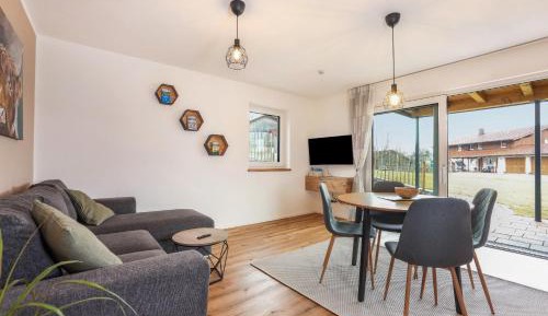 Superior One-Bedroom Apartment