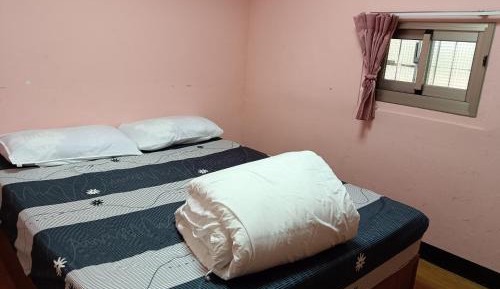 Standard Double Room with Shared Bathroom