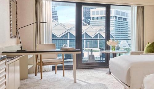 Deluxe Twin Room with Balcony