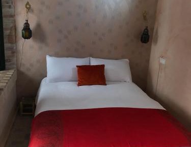 Single Room with Private Bathroom
