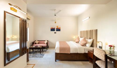 Standard King Room