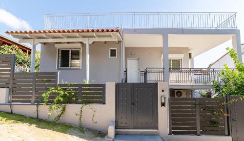 Two-Bedroom Apartment with Balcony