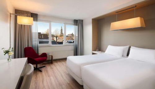 Standard Double or Twin Room with View